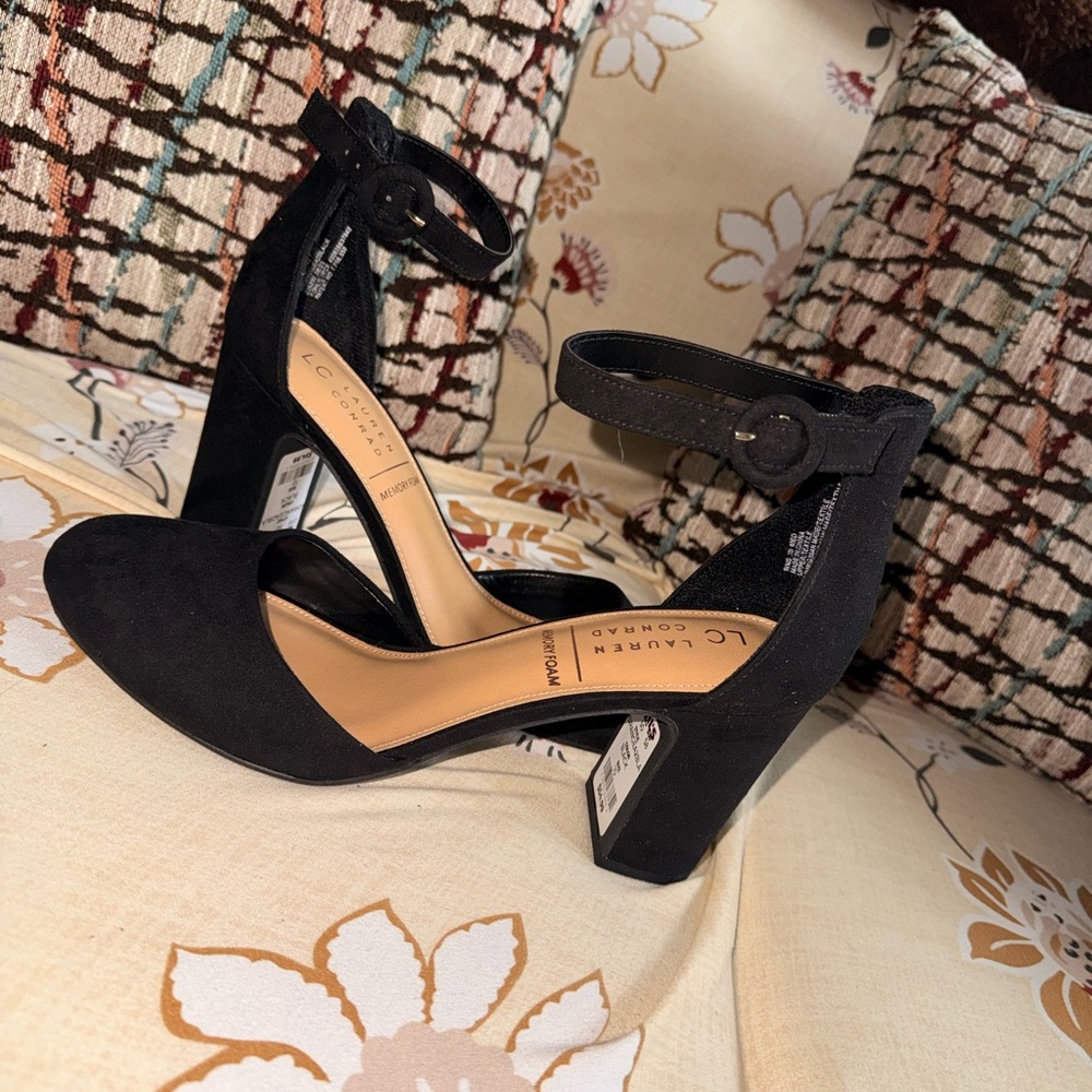 LC Lauren Conrad Black Ankle-Strap Block Heels size 10